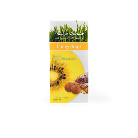 Image of a pouch on a white backdrop with golden kiwifruit slice photo and Manuka honeycomb 